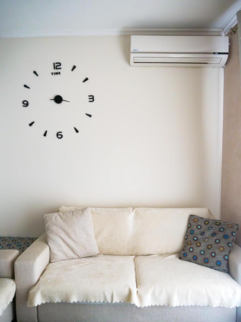 Lux Apartment فلورا المظهر الخارجي الصورة